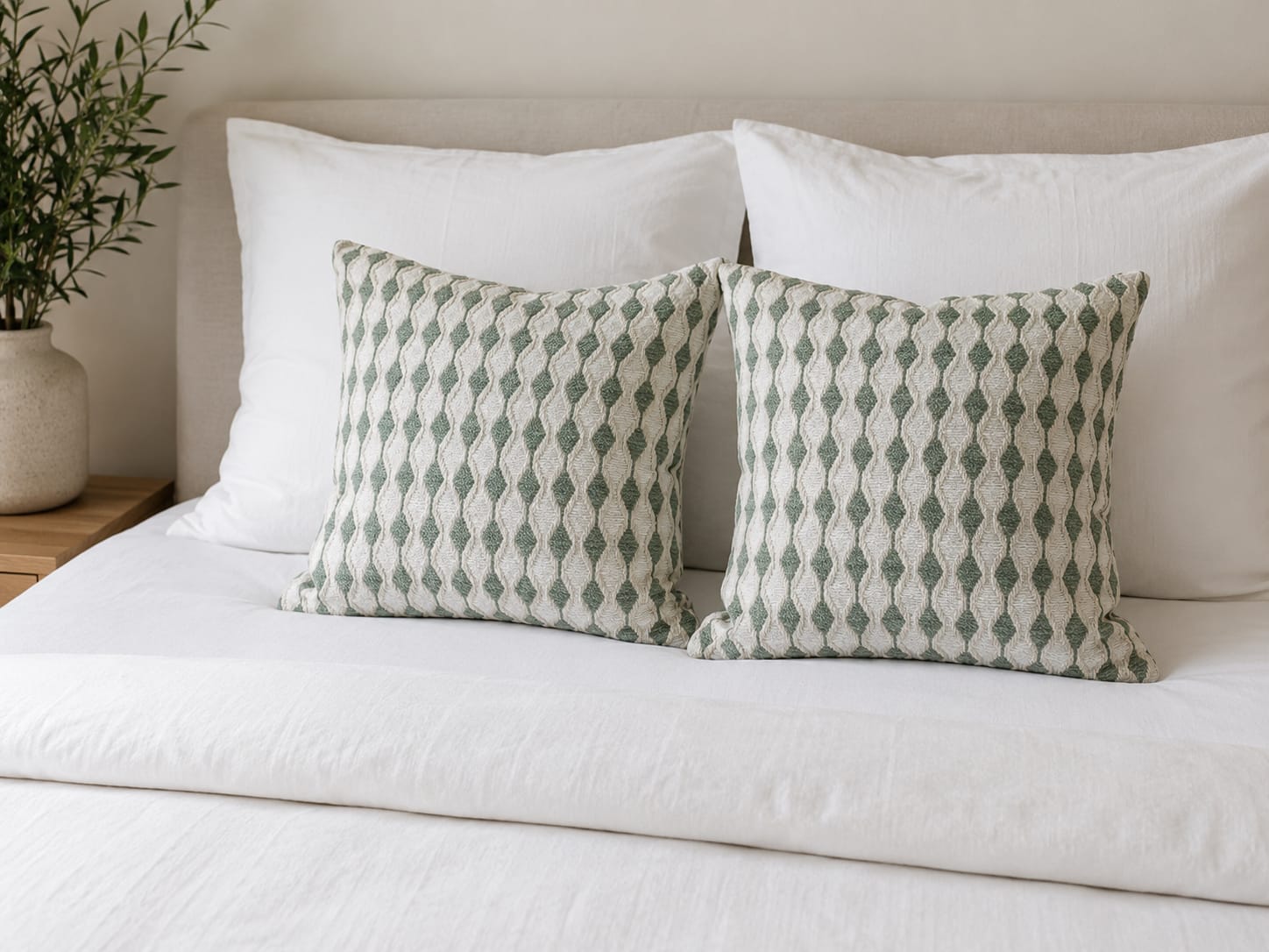 (Set of 2) Two-Tone Green Checkered Accent Pillows (Hertex) 38x38cm